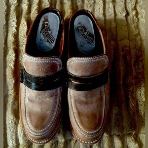Freebird MonnaLisa womens  Tan  Leather Loafers size 7 EUC